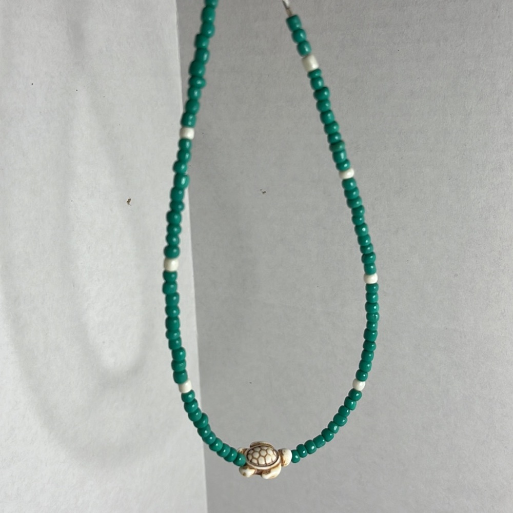 Turquoise Beaded Turtle Choker Necklace Boho Beach Surfer Jewelry 14”